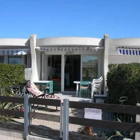Dans Pour 4 Personnes A Port Camargue *